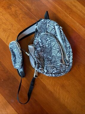 Eddie Bauer small sling backpack